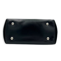 Carryall Vibe Black Shoulder Bag in Calfskin, Silver hardware