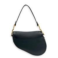 Saddle Medium Black Shoulder Bag in Calfskin, Gold hardware