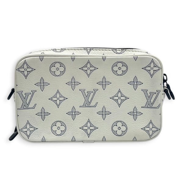 Alpha Wearable Wallet Shoulder Bag White in Monogram Empreinte Leather, Silver hardware