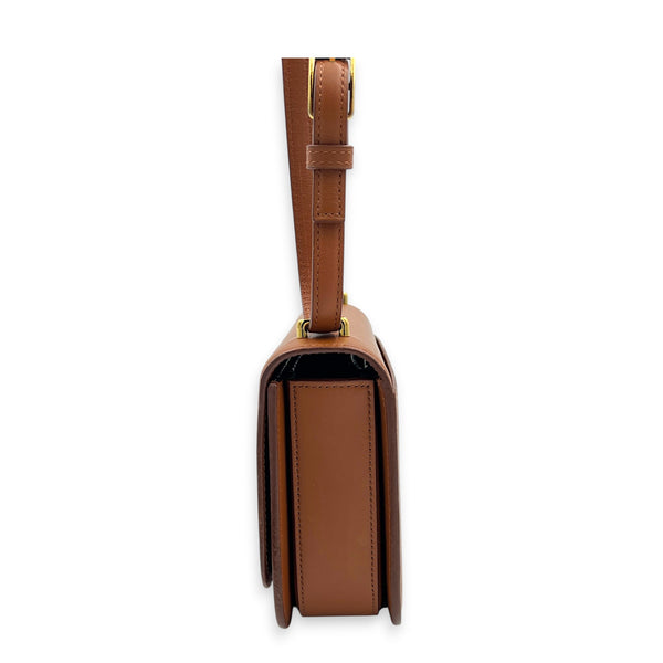 Goya Shoulder Bag Brown in Calfskin, Gold hardware