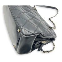 Timeless CC Black Shoulder Bag in Caviar Leather, Silver hardware