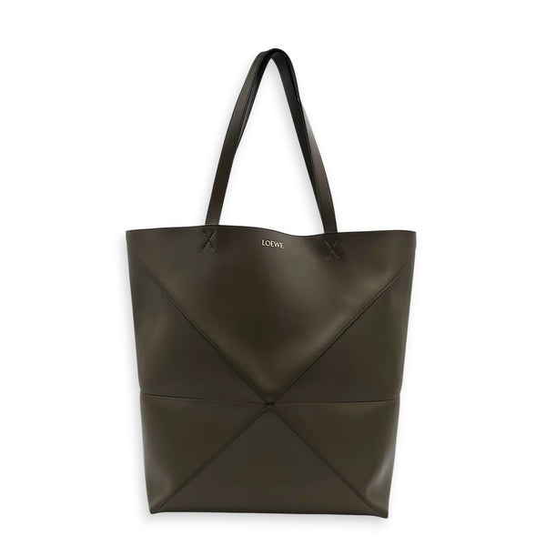 Puzzle Fold Tote Bag Medium Green in Calfskin, Gold hardware