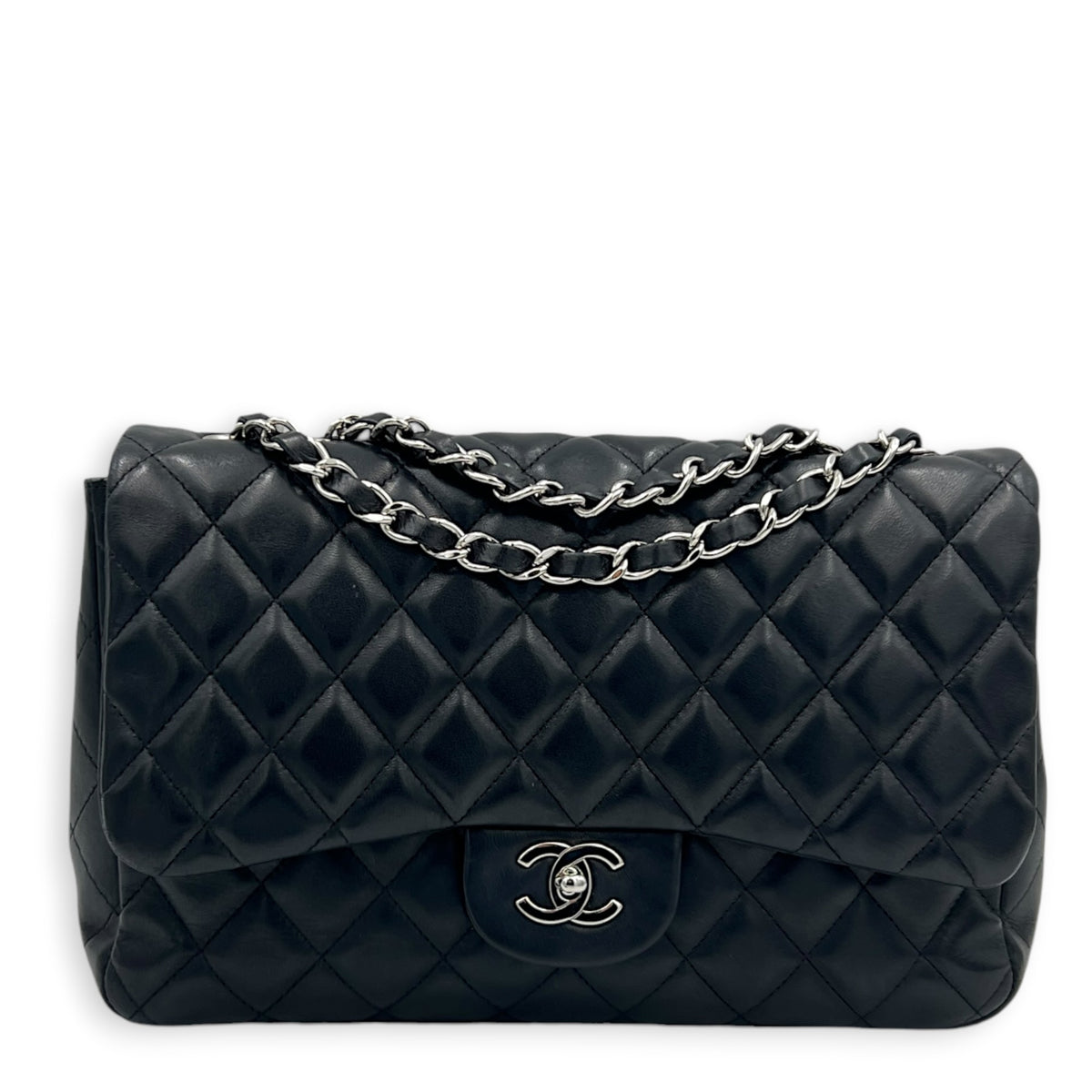 Classic Single Flap Jumbo Black Shoulder Bag in Lambskin, Silver hardware