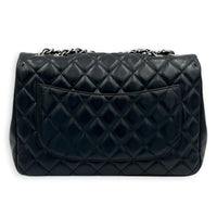 Classic Single Flap Jumbo Black Shoulder Bag in Lambskin, Silver hardware