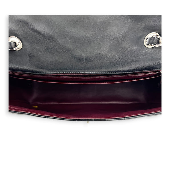 Classic Single Flap Jumbo Black Shoulder Bag in Lambskin, Silver hardware