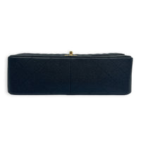 Classic Double Flap Shoulder Bag Jumbo Black in Caviar Leather, Gold hardware
