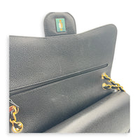 Classic Double Flap Shoulder Bag Jumbo Black in Caviar Leather, Gold hardware
