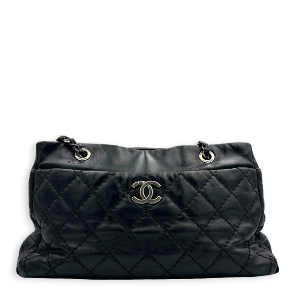 Quilted CC Black (retouched) Shoulder Bag in Calfskin, Ruthenium hardware