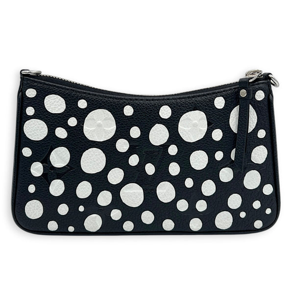 Easy Pouch Black Shoulder Bag in Monogram Empreinte Leather, Silver hardware