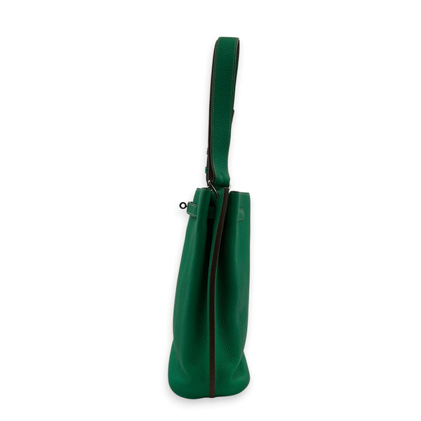 So Kelly Eclat 22 Vert Menthe / Gris Perle Shoulder Bag in Togo, Palladium hardware