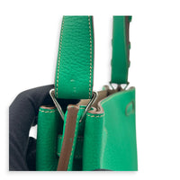 So Kelly Eclat 22 Vert Menthe / Gris Perle Shoulder Bag in Togo, Palladium hardware