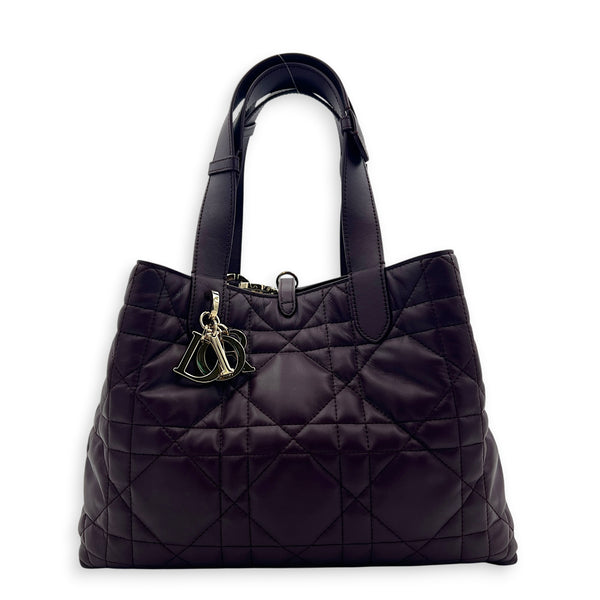 Toujours Deep Amaranth Tote Bag in Calfskin, Gold hardware