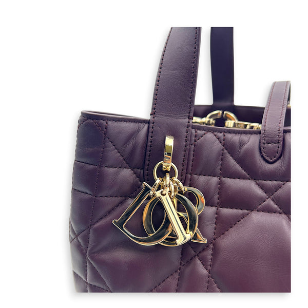 Toujours Deep Amaranth Tote Bag in Calfskin, Gold hardware