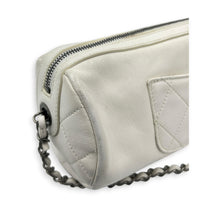 Chain 20s Signature Bowling White Shoulder Bag in Calfskin, Mixed hardware