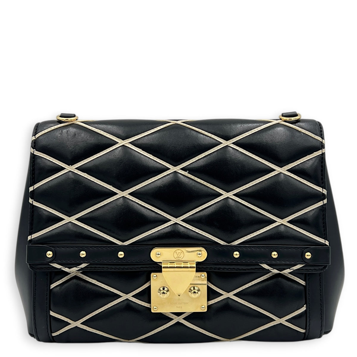 Malletage Shoulder Bag Black in Lambskin, Gold hardware