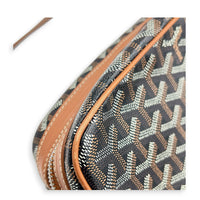 Cap Vert Black/Tan Crossbody Bag in Coated Canvas, Silver hardware