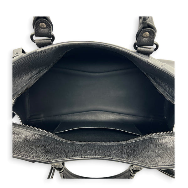 Neo Classic Black Top Handle Bag in Calfskin, Others hardware